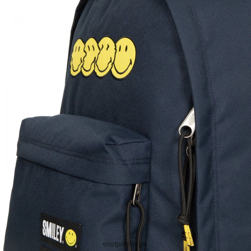 nei Eastpak ute av kontoret smiley patch mar 0PF4J411 ryggsekker