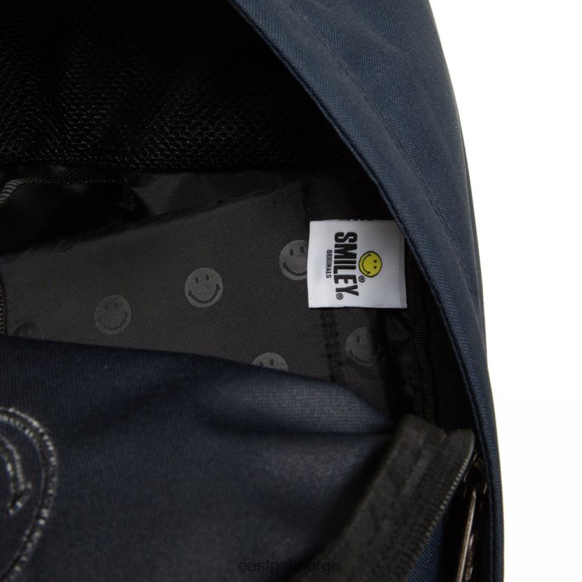 nei Eastpak ute av kontoret smiley patch mar 0PF4J411 ryggsekker